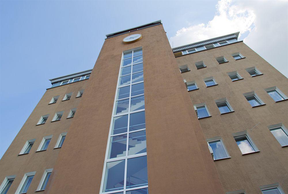 Hotel An-2 คาร์คิฟ ภายนอก รูปภาพ