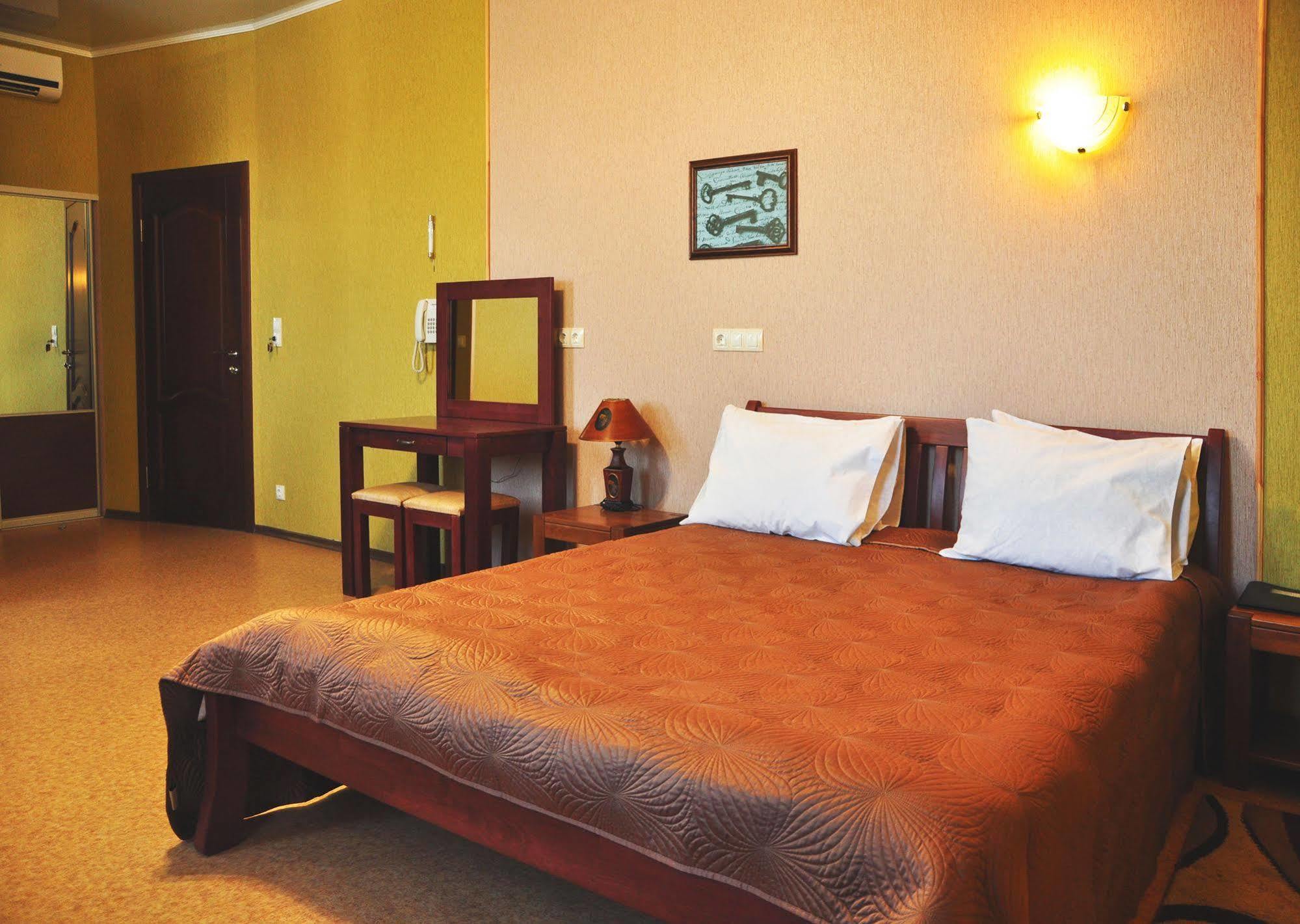 Hotel An-2 คาร์คิฟ ภายนอก รูปภาพ