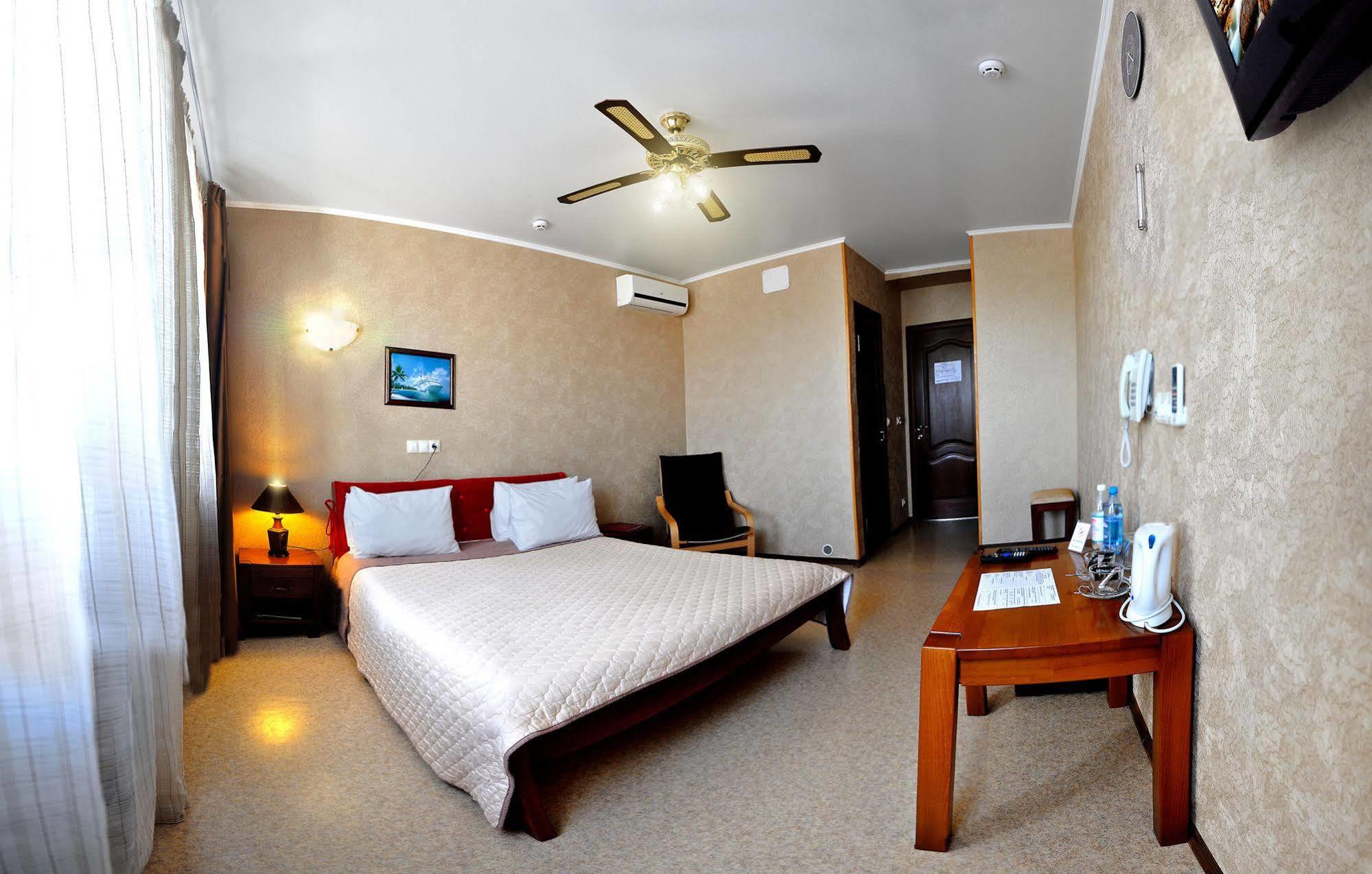 Hotel An-2 คาร์คิฟ ภายนอก รูปภาพ