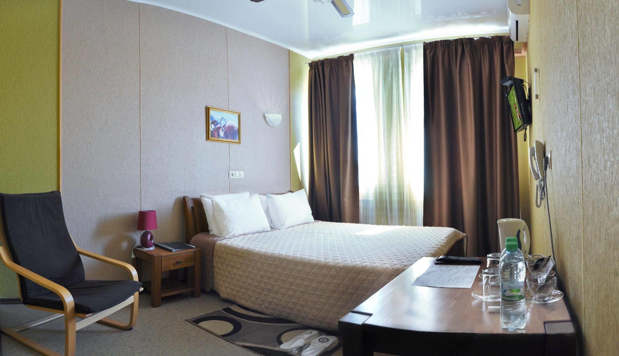 Hotel An-2 คาร์คิฟ ภายนอก รูปภาพ