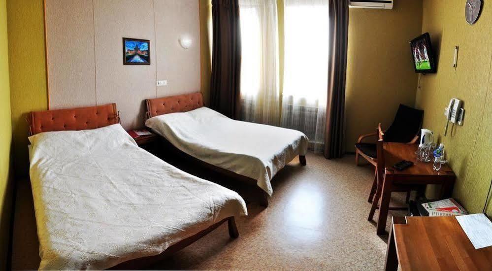 Hotel An-2 คาร์คิฟ ภายนอก รูปภาพ