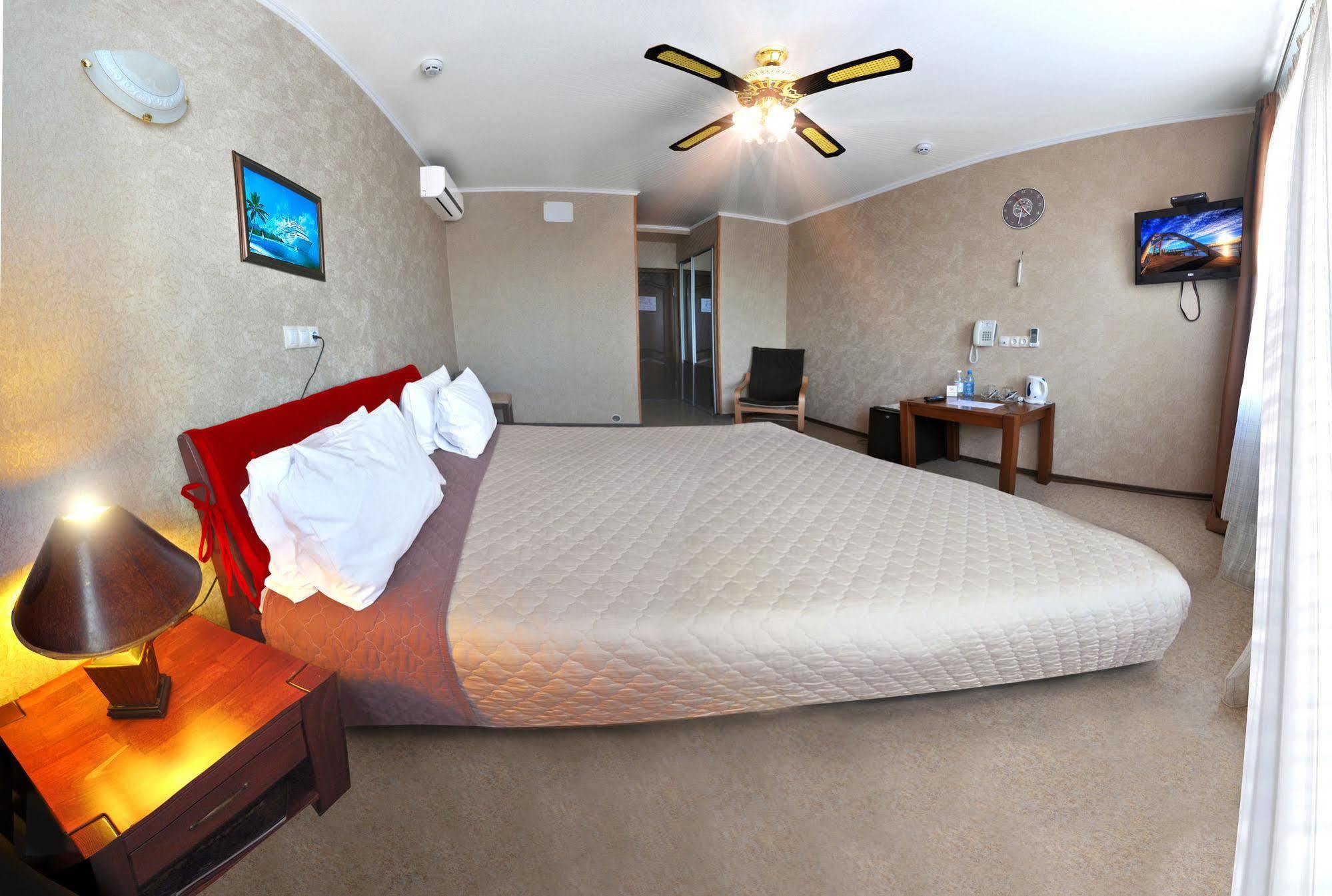 Hotel An-2 คาร์คิฟ ภายนอก รูปภาพ