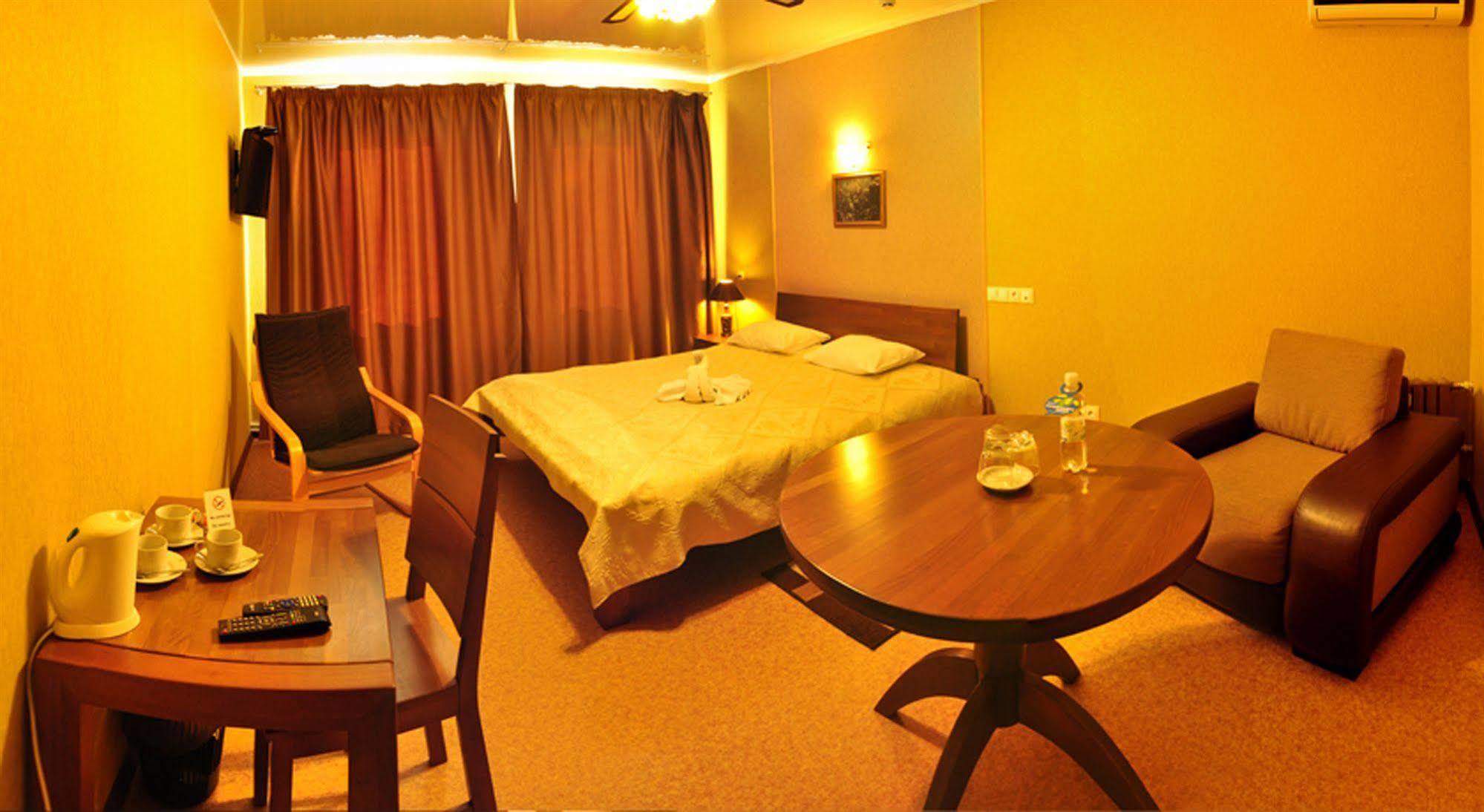 Hotel An-2 คาร์คิฟ ภายนอก รูปภาพ